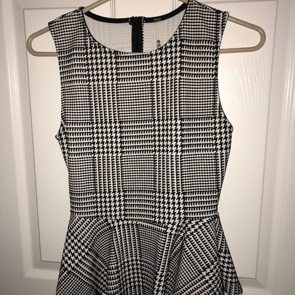 H&M Black and White Flared Tank